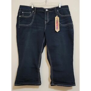 TRUTH BE TOLD Women's Dark Wash Cropped Jeans Size 24